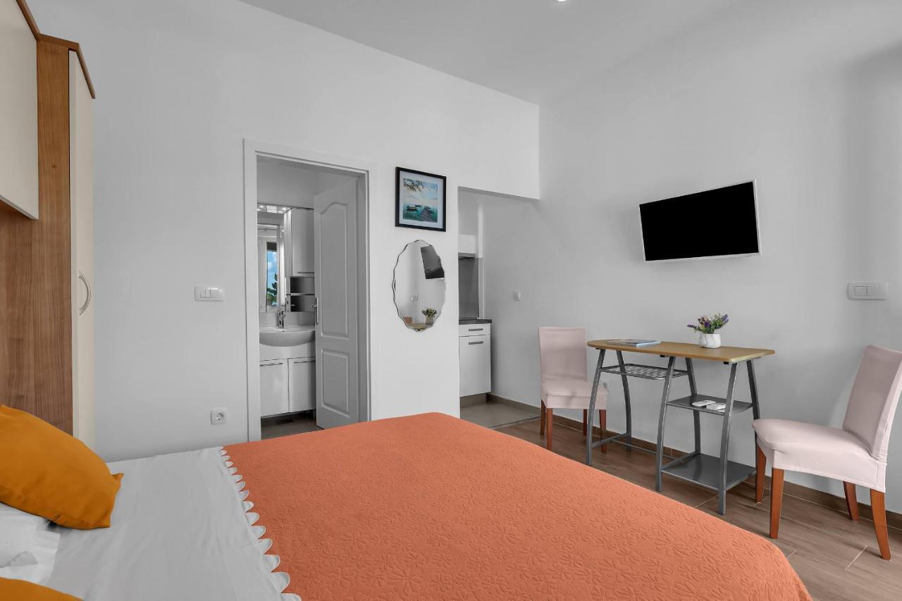 Sea Breeze Apartment Tucepi